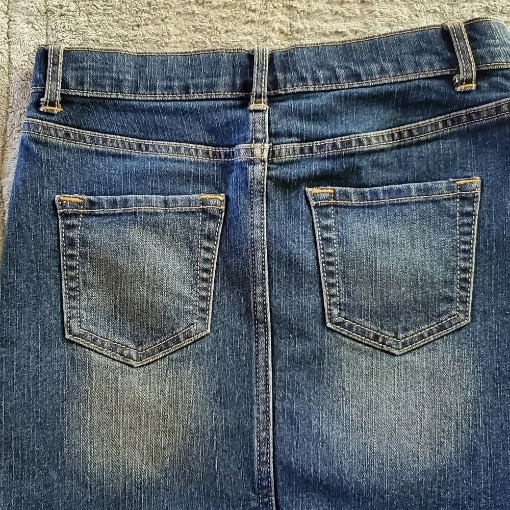 Girls Childrens Place Dark Blue Wash Denim Jean Skirt Size 12 Slim